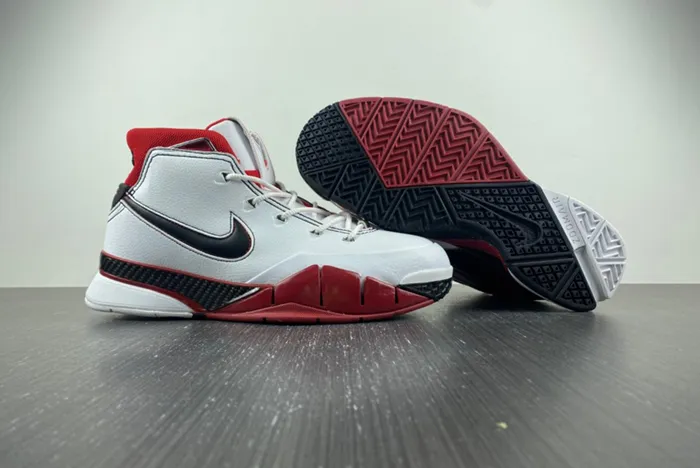 Undefeated x Nike Kobe 1 ZK1 AQ2728-102