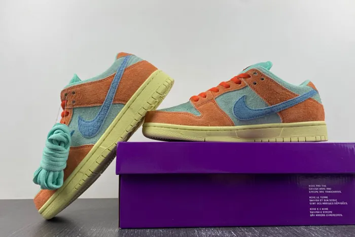 Nike SB Dunk Low Noise Aqua DV5429-800