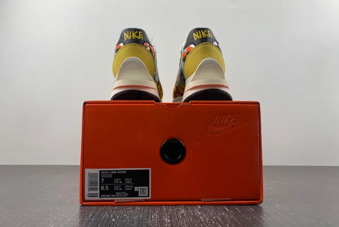 sacai x Nike Waffle Woven Green Gusto DR5209-300
