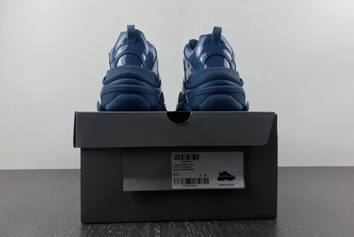 Ba*len*cia*ga -phantom sneaker 734954 w2paa 4000