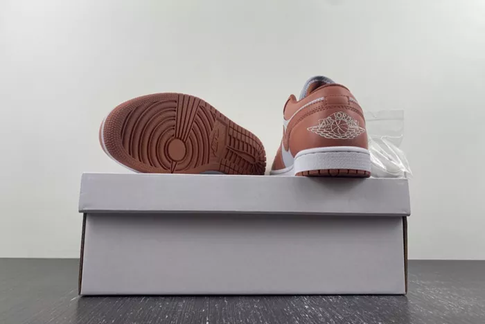 AIR JORDAN 1 LOW DC0774-080
