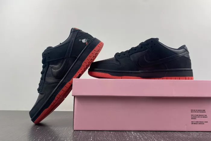 Nike Dunk SB Low TRD QS Pigeon 883232-008