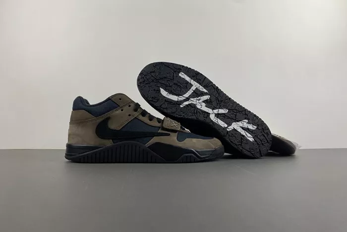 Travis Scott x Air Jordan 1 Low JACK FZ8117-204