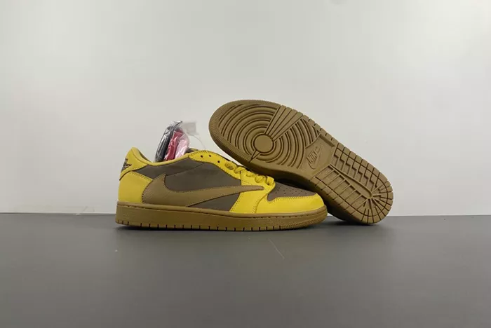Travis Scott x Air Jordan DM7866-665